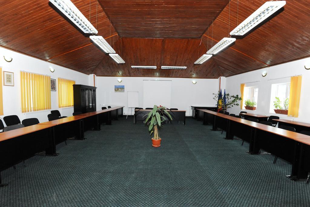 Gura Diham Hotel Busteni Bagian luar foto