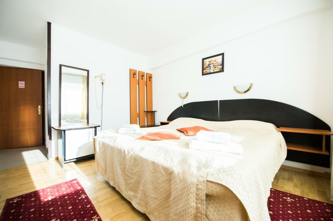 Gura Diham Hotel Busteni Bagian luar foto